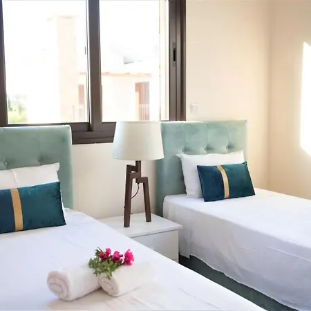 Nirvana Seafront * أيا نابا